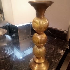 Candle holder